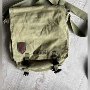 American Eagle Khaki Bag